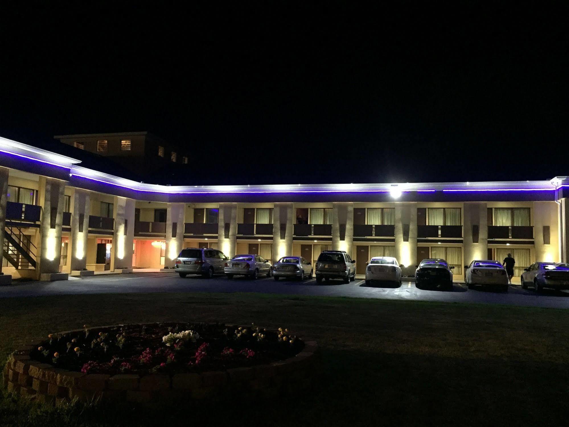 Scottish Inns Tonawanda Exterior photo